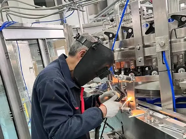 راهنمای جامع برای بازسازی دستگاههای پرکن مایعات جهت انطباق با محصولات جدید
